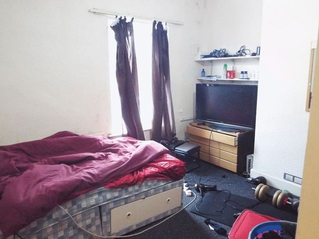  Image of 3 bedroom Terraced house for sale in Cauldon Road Stoke-on-Trent ST4 at Cauldon Road Shelton Stoke-On-Trent, ST4 2ED