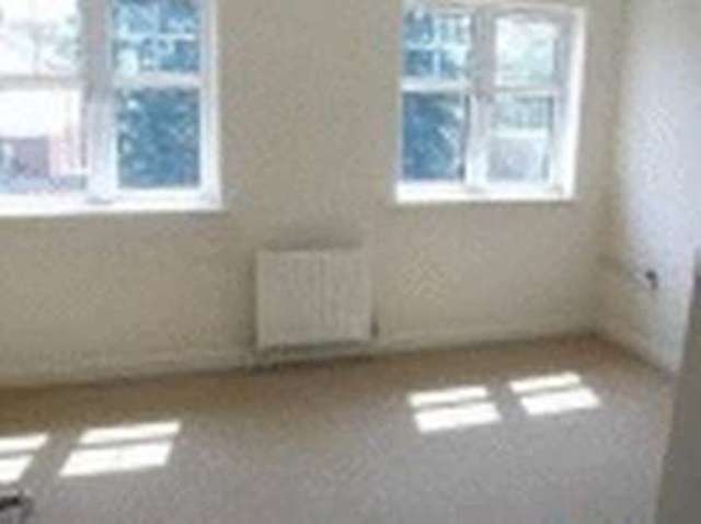  Image of 3 bedroom Detached house to rent in Causton Gardens Eastleigh SO50 at Causton Gardens  Eastleigh, SO50 9PJ