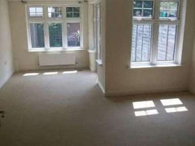  Image of 3 bedroom Detached house to rent in Causton Gardens Eastleigh SO50 at Causton Gardens  Eastleigh, SO50 9PJ