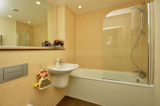  Image of 3 bedroom Flat for sale in Dancers Way London SE8 at Cavatina Point  Deptford, SE8 3FG
