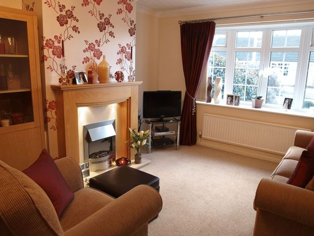  Image of 2 bedroom Detached house for sale in Cawthorn Close Collingham Newark NG23 at Cawthorn Close  Newark, NG23 7SU