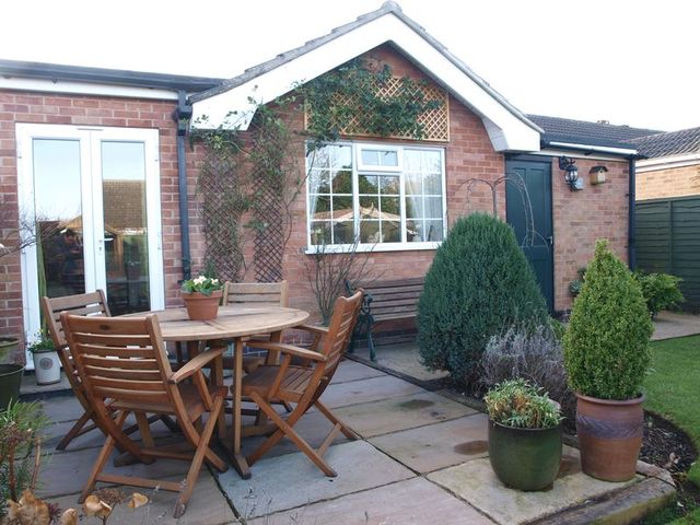  Image of 2 bedroom Detached house for sale in Cawthorn Close Collingham Newark NG23 at Cawthorn Close  Newark, NG23 7SU