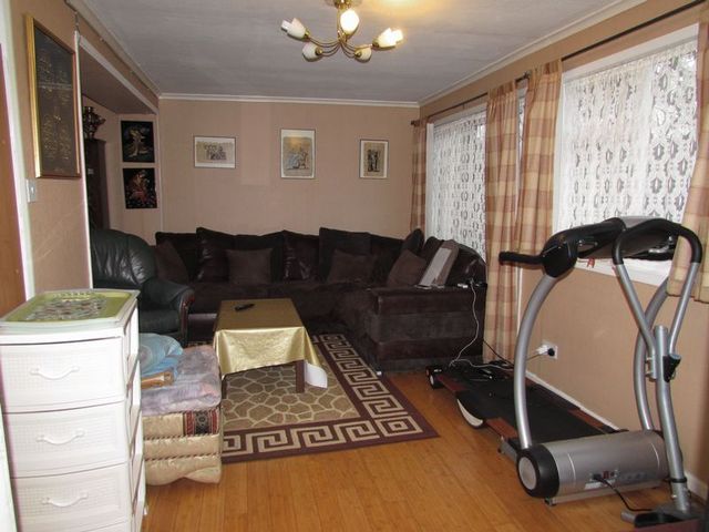  Image of 3 bedroom Semi-Detached house for sale in Cayton Road Greenford UB6 at Cayton Road  Greenford, UB6 8BJ