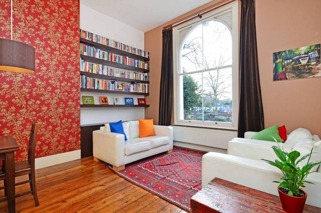  Image of 2 bedroom Flat for sale in Cazenove Road London N16 at Cazenove Road  Stoke Newington, N16 6AX