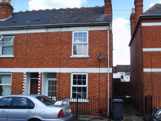  Image of 2 bedroom Terraced house to rent in Cecil Road Linden Gloucester GL1 at Cecil Road  Gloucester, GL1 5HG