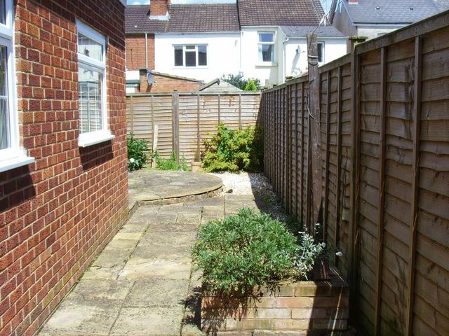  Image of 2 bedroom Terraced house to rent in Cecil Road Linden Gloucester GL1 at Cecil Road  Gloucester, GL1 5HG