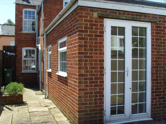  Image of 2 bedroom Terraced house to rent in Cecil Road Linden Gloucester GL1 at Cecil Road  Gloucester, GL1 5HG