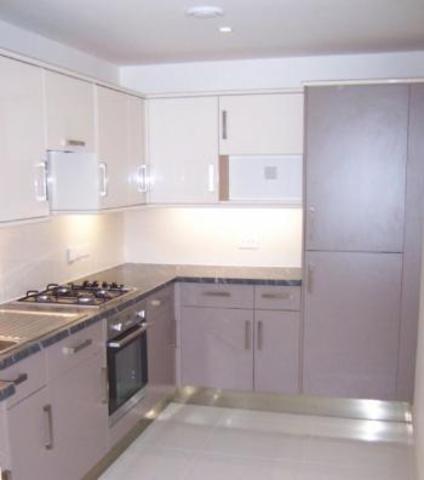  Image of 2 bedroom Flat to rent in Kenton Road Harrow HA3 at Kenton Road  Harrow, HA3 8FE