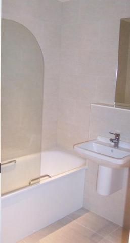  Image of 2 bedroom Flat to rent in Kenton Road Harrow HA3 at Kenton Road  Harrow, HA3 8FE