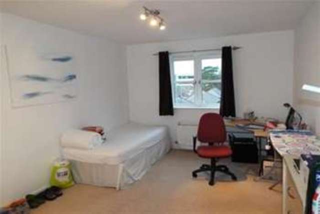  Image of 2 bedroom Flat to rent in Lucas Court Leamington Spa CV32 at Leamington Spa, CV32 5JL