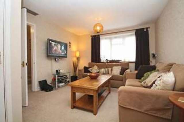  Image of 3 bedroom Detached house for sale in Cedars Farm Close Billingshurst RH14 at Billingshurst, RH14 9NH