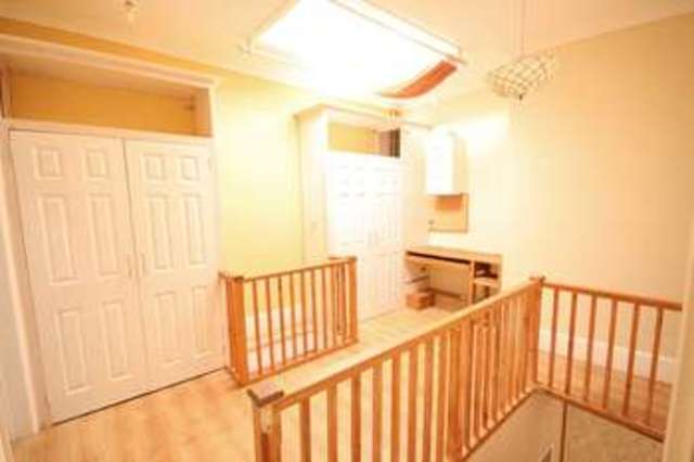  Image of 2 bedroom Cottage to rent in Cedars Road Torquay TQ1 at Torquay Devon, TQ1 1SB