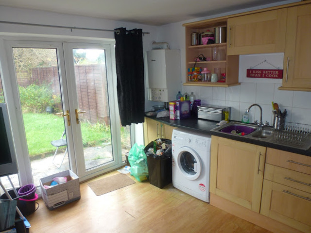  Image of 7 bedroom Terraced house to rent in Cefn Coed Road Cardiff CF23 at Celyn Avenue  Cardiff, CF23 6AN