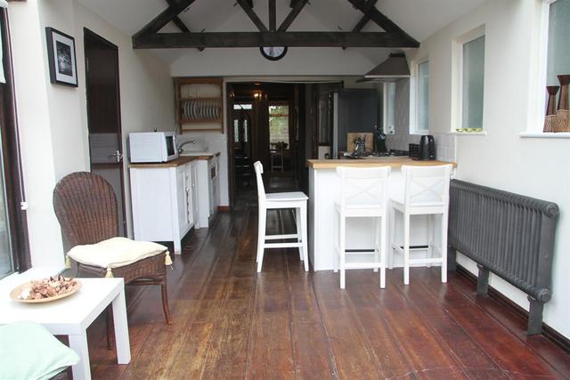  Image of 2 bedroom End of Terrace for sale in Cemetery Road Yeadon Leeds LS19 at Yeadon Leeds Yeadon, LS19 7UR