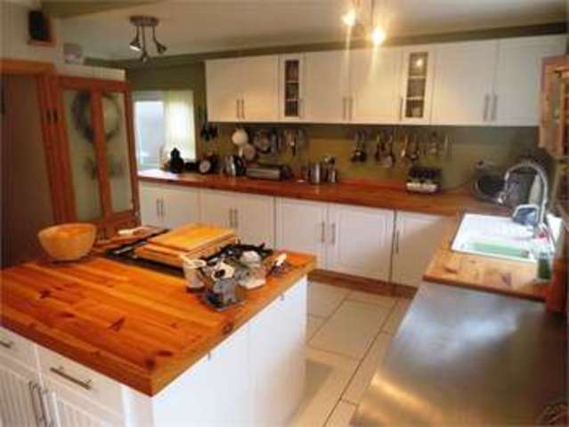  Image of 4 bedroom Detached house for sale in Central Avenue Benfleet SS7 at Central Avenue Hadleigh Daws Heath, SS7 2NP