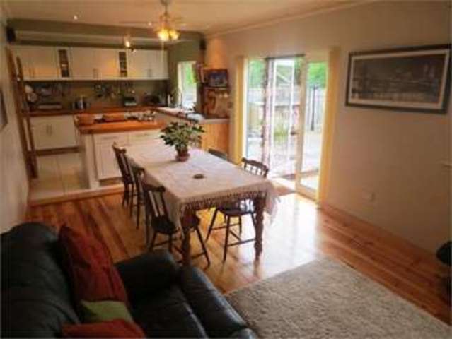  Image of 4 bedroom Detached house for sale in Central Avenue Benfleet SS7 at Central Avenue Hadleigh Daws Heath, SS7 2NP