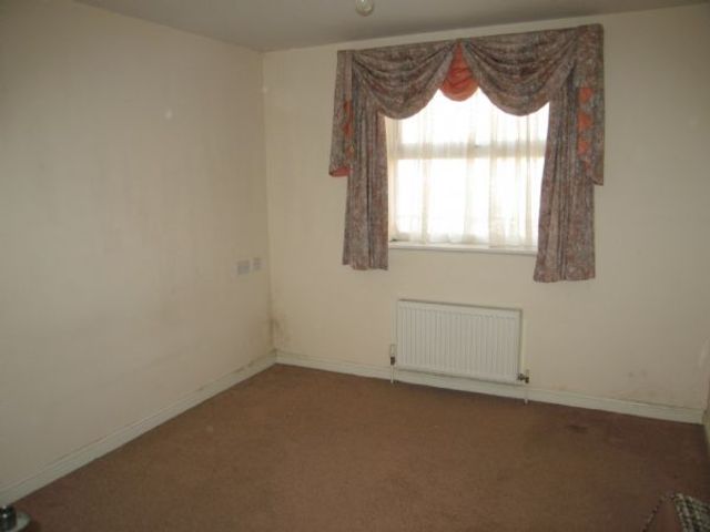  Image of 2 bedroom Flat to rent in Drum Road Eastleigh SO50 at Drum Road  EASTLEIGH, SO50 5ST