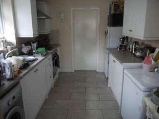  Image of 3 bedroom Terraced house to rent in Market Street Fair Oak Eastleigh SO50 at Market Street  Eastleigh, SO50 5PZ