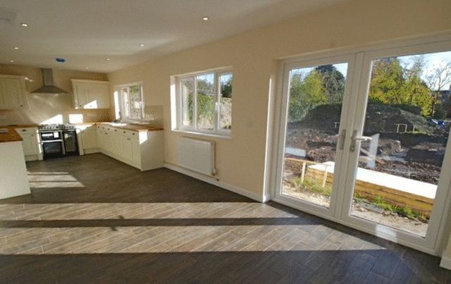  Image of 4 bedroom Property for sale in Lovers Walk Wells BA5 at Lovers Walk  Wells, BA5 2QL