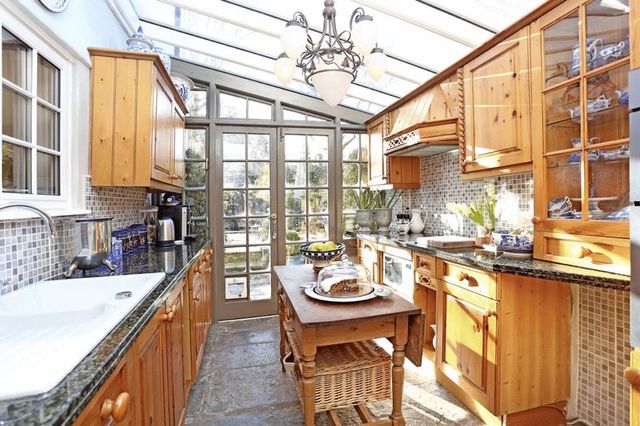  Image of 4 bedroom Property for sale in St. John Street Wells BA5 at 20 St. John Street  Wells, BA5 1SW