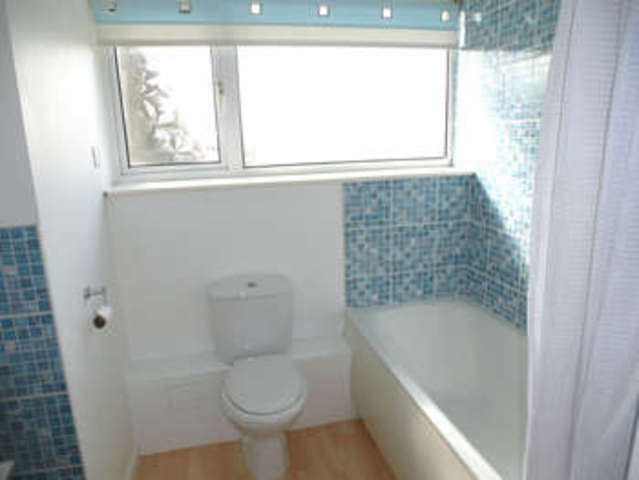  Image of 2 bedroom Maisonette for sale in Charnwood Crescent Chandler