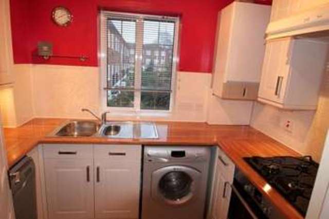  Image of 1 bedroom Flat to rent in Devonshire Road Sutton SM2 at 3-7 Devonshire Road  Sutton, SM2 5HQ