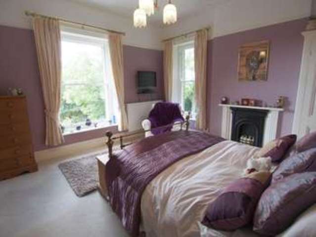  Image of 5 bedroom Detached house for sale in Lower Eaves View Chapel-En-Le-Frith High Peak SK23 at High Peak, SK23 9UA