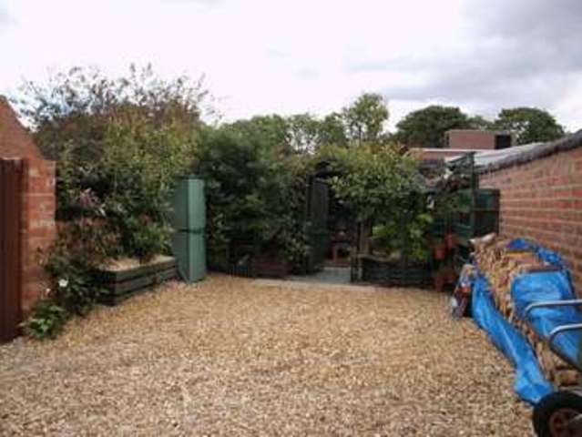  Image of 2 bedroom Detached house for sale in High Street Collingham Newark NG23 at High Street Collingham Newark, NG23 7NG