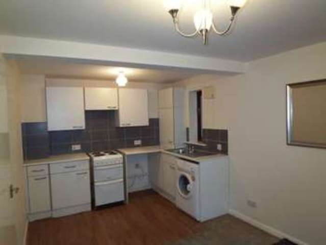  Image of 2 bedroom Flat for sale in Chapelgate Retford DN22 at Chapelgate  Retford, DN22 6PJ