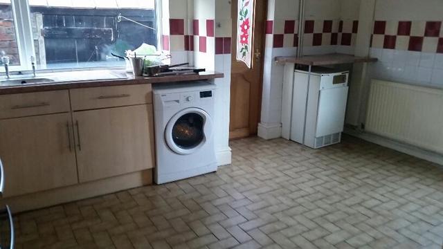  Image of 5 bedroom End of Terrace to rent in Charles Berrington Road Wavertree Liverpool L15 at Wavertree  Liverpool, L15 9HG