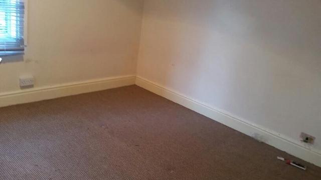  Image of 5 bedroom End of Terrace to rent in Charles Berrington Road Wavertree Liverpool L15 at Wavertree  Liverpool, L15 9HG