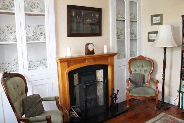  Image of 2 bedroom Terraced house to rent in Charles Street Berkhamsted HP4 at Charles Street  Berkhamsted, HP4 3DG