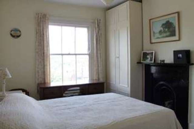  Image of 2 bedroom Terraced house to rent in Charles Street Berkhamsted HP4 at Charles Street  Berkhamsted, HP4 3DG