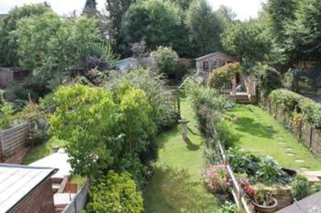  Image of 2 bedroom Terraced house to rent in Charles Street Berkhamsted HP4 at Charles Street  Berkhamsted, HP4 3DG