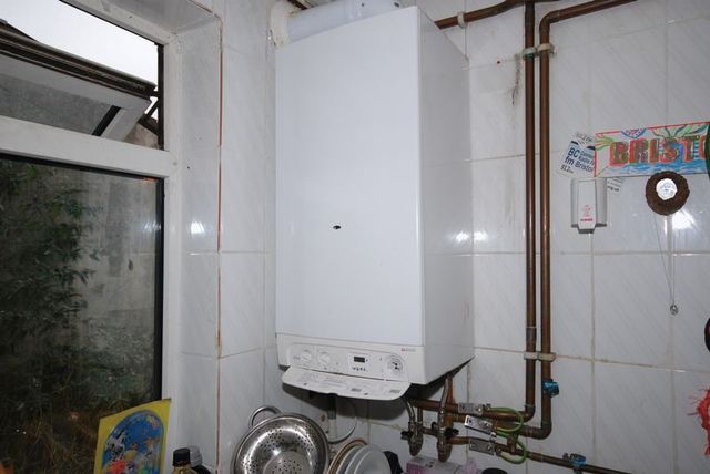  Image of Property for sale in Charlton Road Kingswood Bristol BS15 at Charlton Road Kingswood Bristol, BS15 1LY