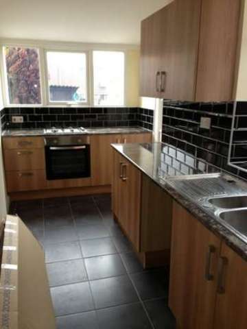  Image of 3 bedroom Terraced house to rent in Charterhouse Road Coventry CV1 at Stoke Coventry Coventry, CV1 2BJ