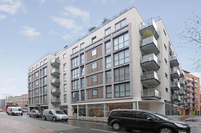  Image of 2 bedroom Flat to rent in Clerkenwell Road London EC1M at Clerkenwell Road London Goswell Road, EC1M 5PZ