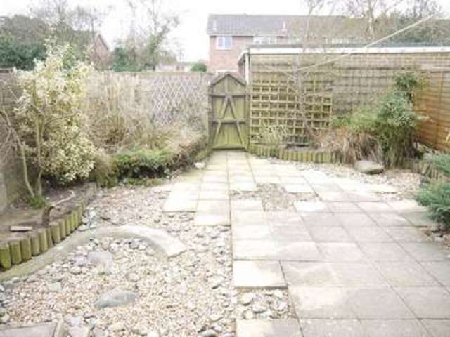  Image of 3 bedroom Semi-Detached house to rent in Chatsworth Road Eastleigh SO50 at Chatsworth Road  Eastleigh, SO50 4PE