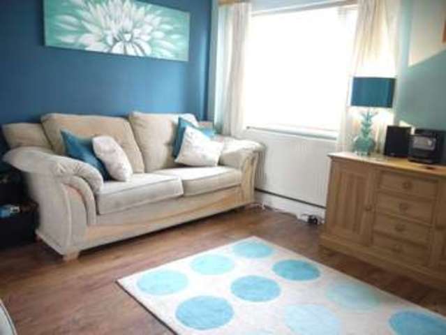  Image of 2 bedroom Terraced house to rent in Chatsworth Road Eastleigh SO50 at Chatsworth Road Boyatt Wood Eastleigh, SO50 4PE