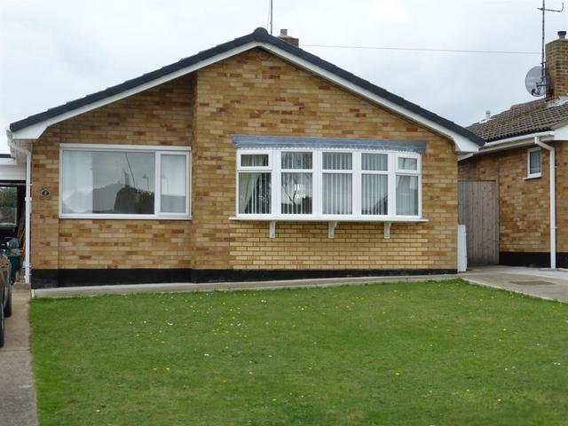  Image of 2 bedroom Detached house for sale in Chedgrave Road Lowestoft NR33 at Chedgrave Road  Lowestoft, NR33 9DZ