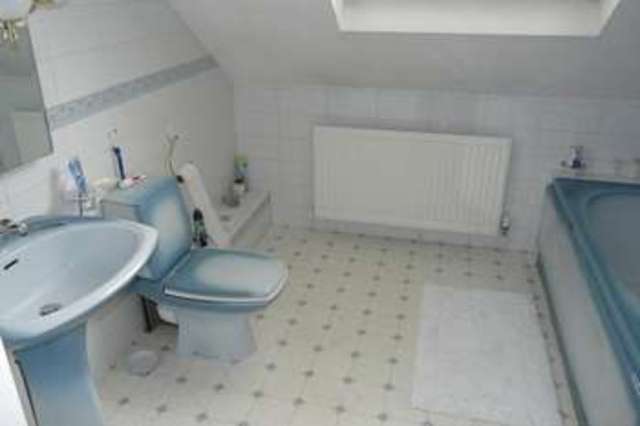  Image of 4 bedroom Detached house for sale in Chellow Lane Bradford BD9 at Chellow Dene Bradford Sandy Lane, BD9 6AX