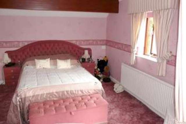  Image of 4 bedroom Detached house for sale in Chellow Lane Bradford BD9 at Chellow Dene Bradford Sandy Lane, BD9 6AX