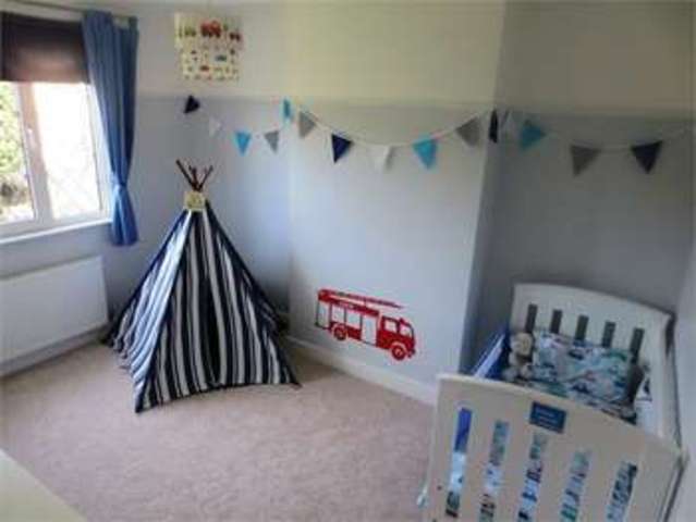  Image of 3 bedroom End of Terrace for sale in Cheltenham Drive Leigh-on-Sea SS9 at Cheltenham Drive Leigh on sea Leigh-on-Sea, SS9 3EQ