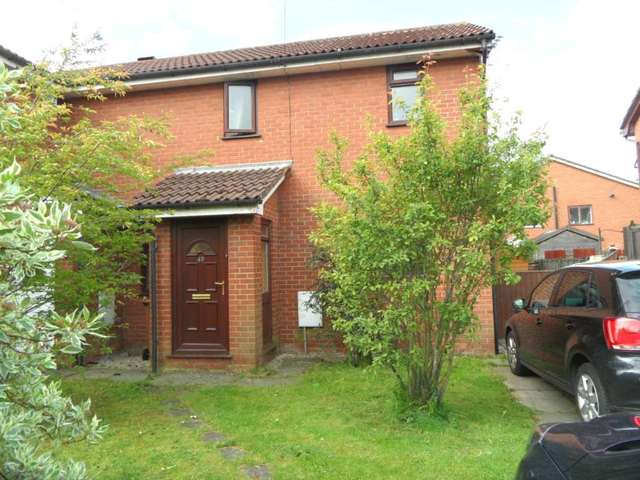  Image of 2 bedroom Semi-Detached house to rent in Cheltenham Drive Newton-Le-Willows WA12 at Cheltenham Drive  Newton Le Willows, WA12 0BB