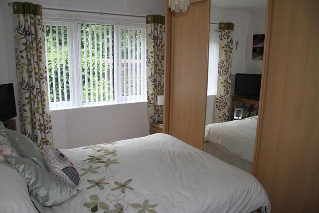  Image of 2 bedroom Ground Flat for sale in Cherry Lea Court Rawdon Leeds LS19 at Rawdon Leeds Rawdon, LS19 6AF