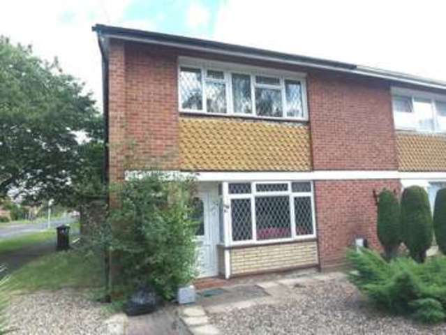  Image of 4 bedroom Terraced house to rent in Cherrywood Avenue Englefield Green Egham TW20 at Cherrywood Avenue Englefield Green Egham, TW20 0TE