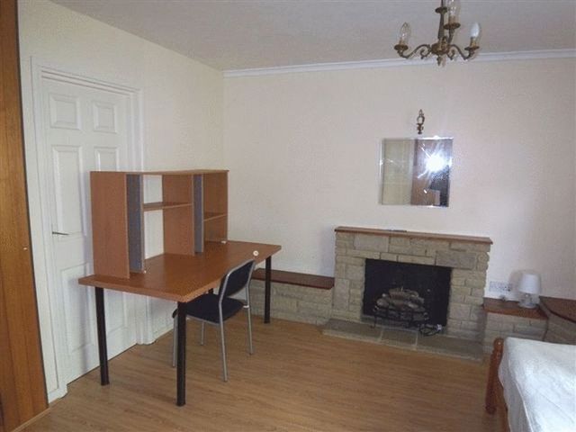  Image of 4 bedroom Terraced house for sale in Cherrywood Avenue Englefield Green Egham TW20 at Cherrywood Avenue Englefield Green Egham, TW20 0TE