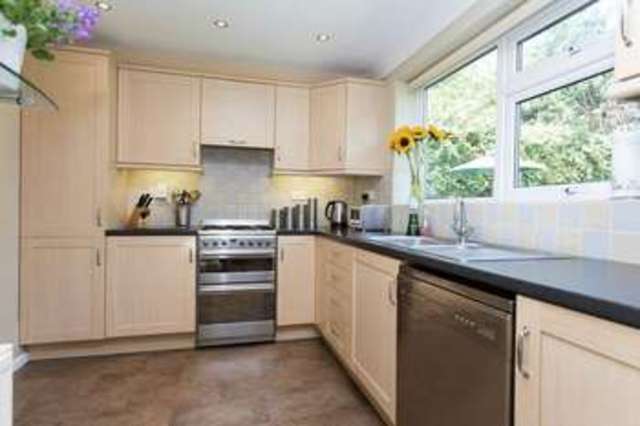  Image of 4 bedroom Detached house for sale in Chervil Close Horndean Waterlooville PO8 at Chervil Close Horndean Waterlooville, PO8 0DZ
