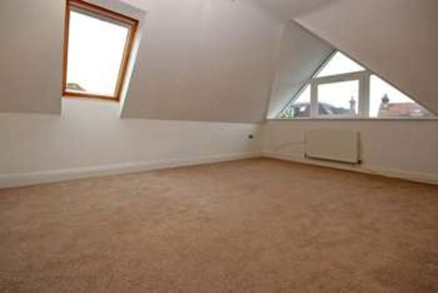  Image of 2 bedroom Flat for sale in Chessel Avenue Pokesdown Bournemouth BH5 at Chessel Avenue  Boscombe Manor, BH5 1LQ