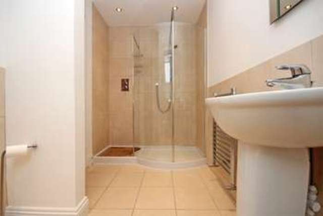  Image of 2 bedroom Flat for sale in Chessel Avenue Pokesdown Bournemouth BH5 at Chessel Avenue  Boscombe Manor, BH5 1LQ
